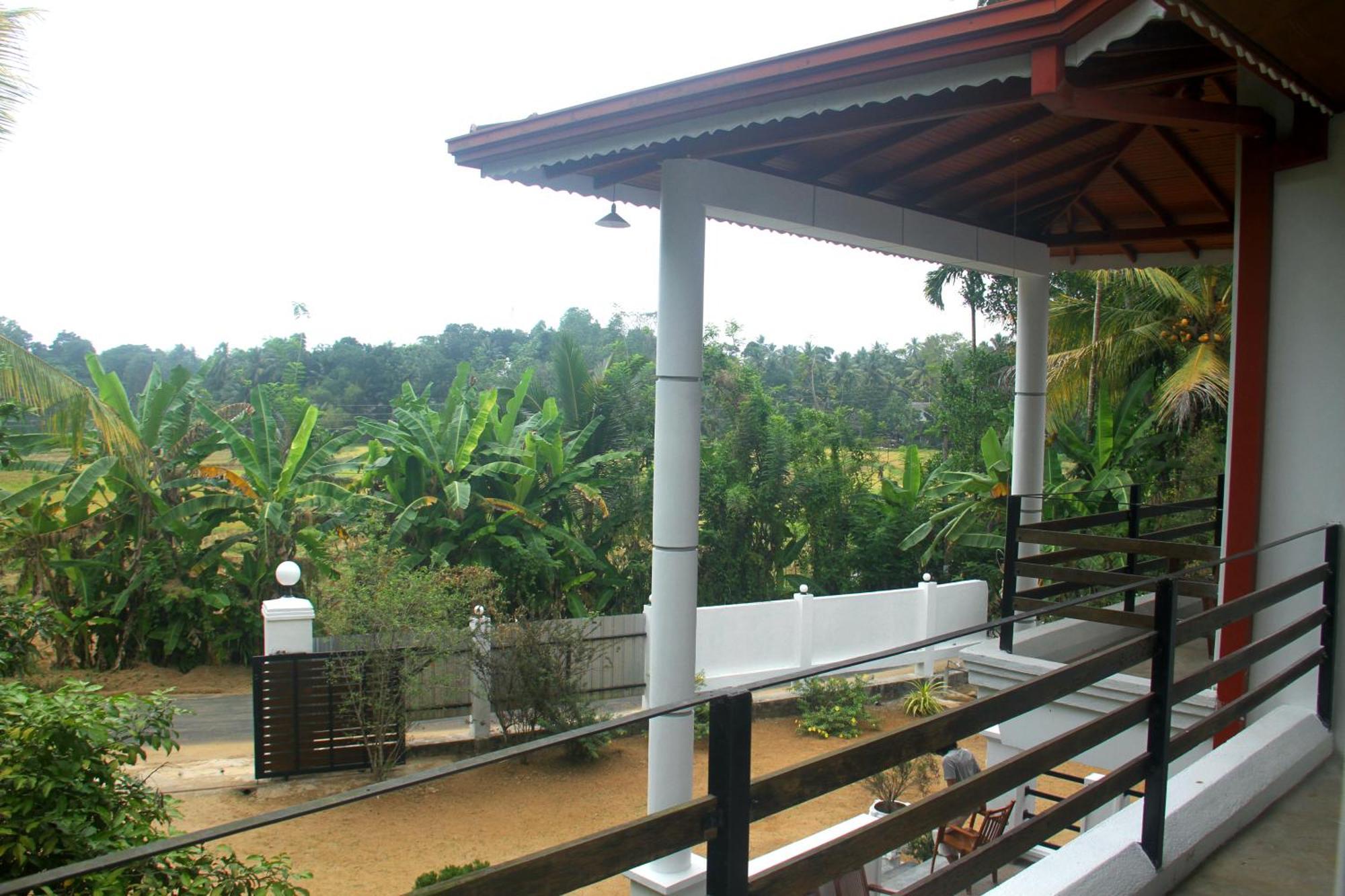 The Breeze Pinnawala Pinnawala  Bagian luar foto