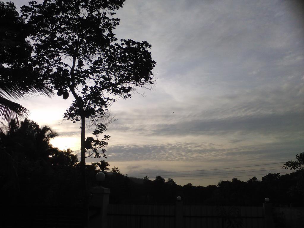 The Breeze Pinnawala Pinnawala  Bagian luar foto